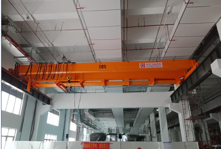 安裝廈門(mén)地鐵3號(hào)線(xiàn)起重機(jī)SWF電動(dòng)葫蘆